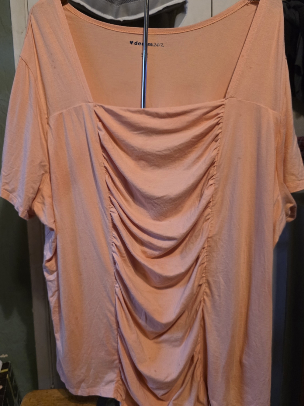 Denim 24/7 Peach Ruched-Panel Short Sleeve Top Size 34/36W